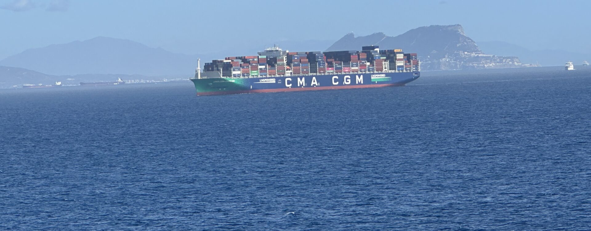 International shipping containers