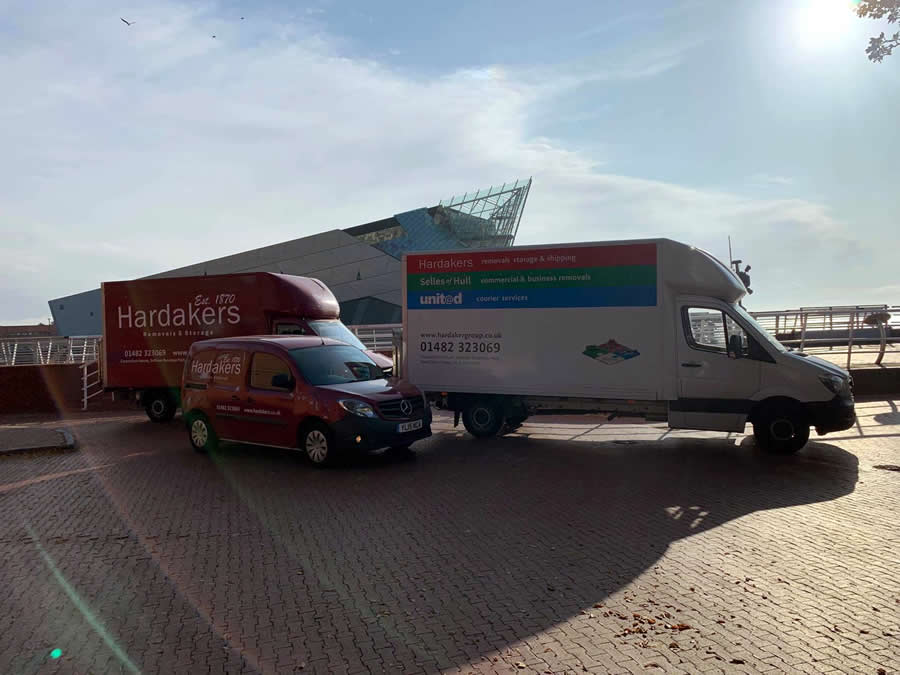 Hardakers removal van outside a customer property